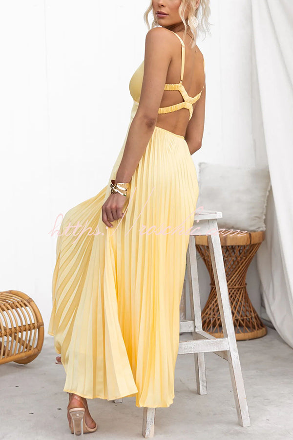 LUCY – ELEGANTES PLISSEE DESIGN