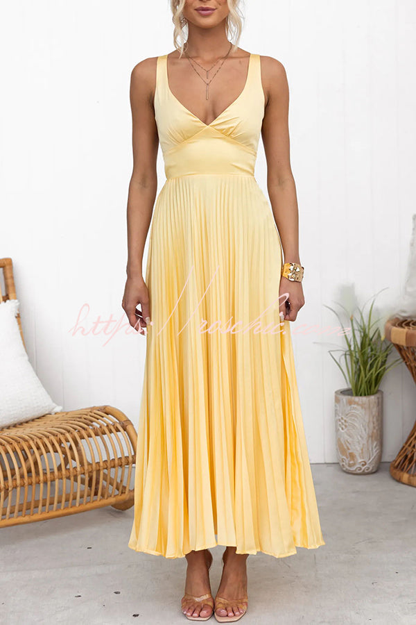 LUCY – ELEGANTES PLISSEE DESIGN