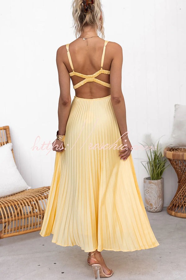 LUCY – ELEGANTES PLISSEE DESIGN