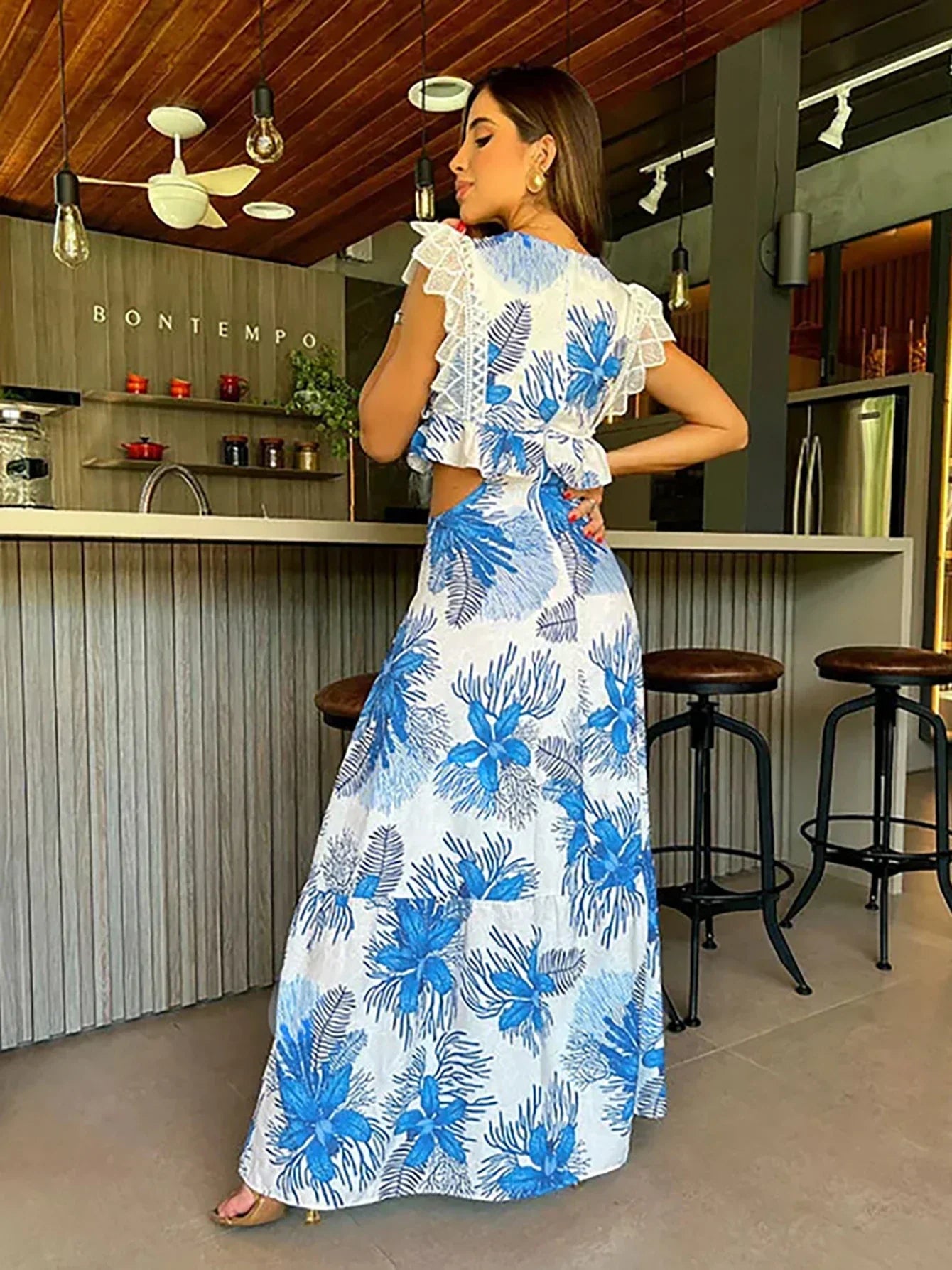 MARGIE – ELEGANTES SPITZEN-DESIGN