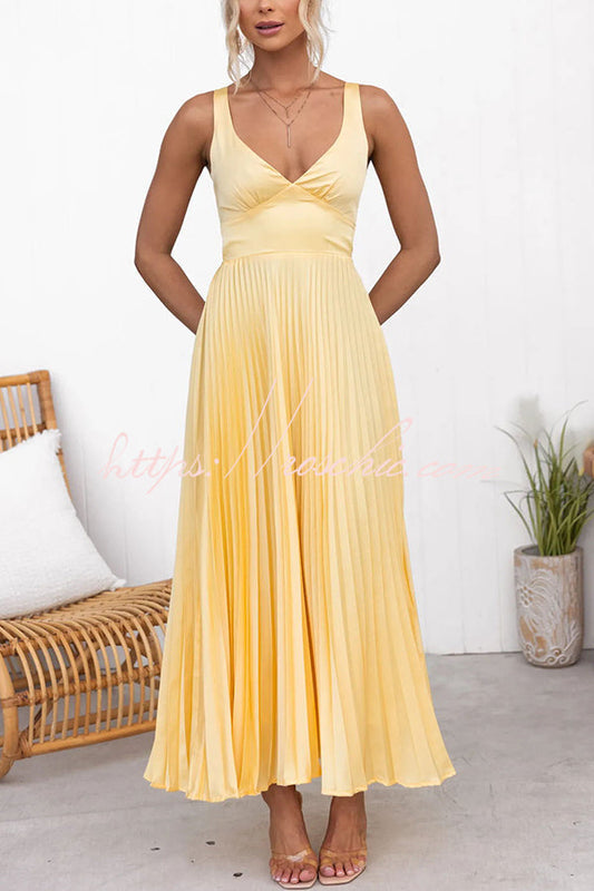 LUCY – ELEGANTES PLISSEE DESIGN