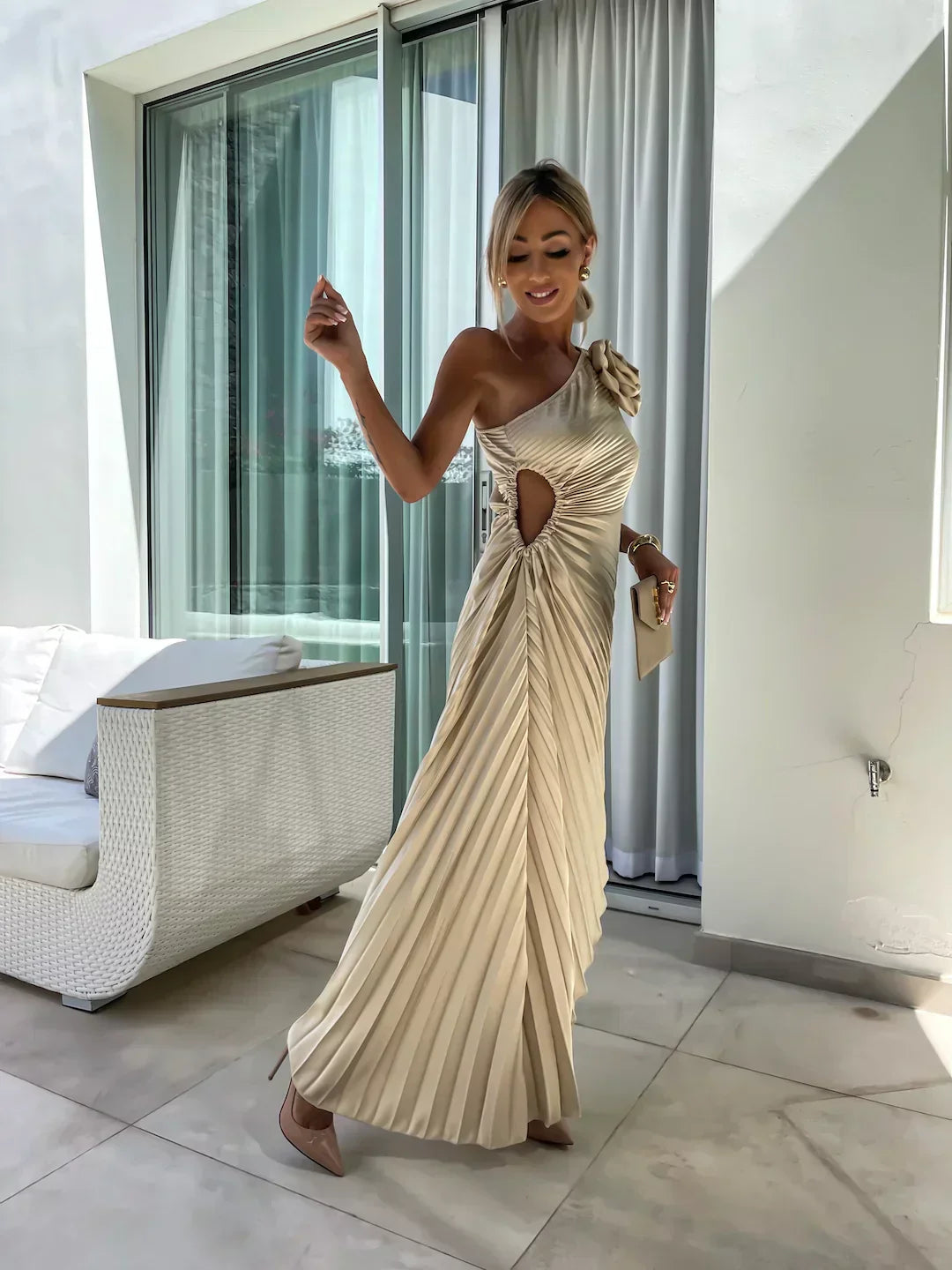LIZBETH – ELEGANTES ROMANTISCHES DESIGN